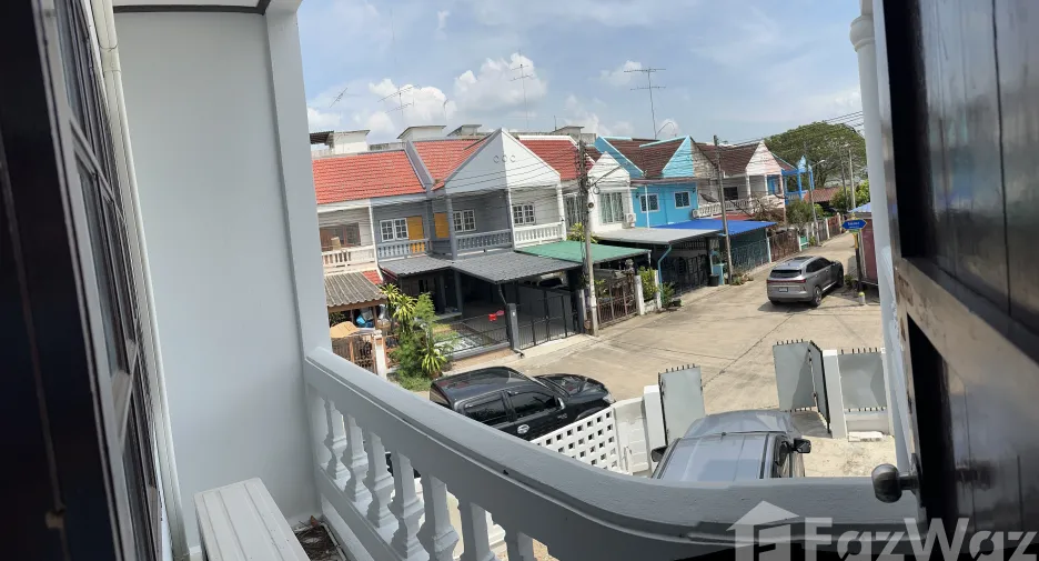 出租 3 卧室 联排别墅 在 Mueang Ratchaburi, Ratchaburi