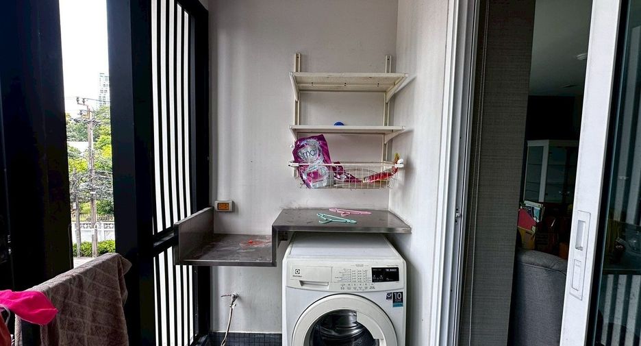 For rent 2 ベッドルーム condo in Khlong Toei, Bangkok