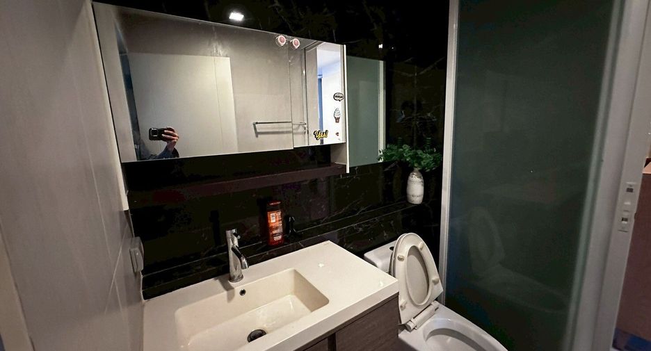 For rent 2 ベッドルーム condo in Khlong Toei, Bangkok