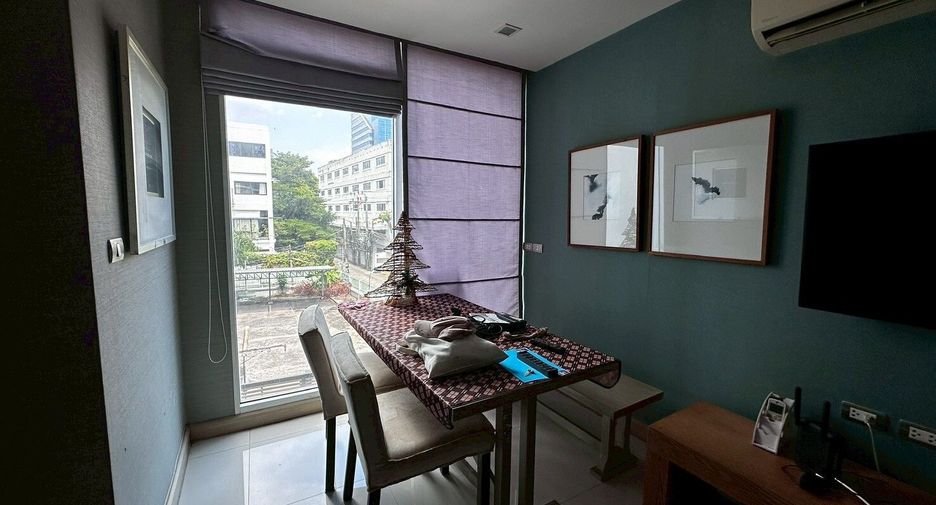 For rent 2 ベッドルーム condo in Khlong Toei, Bangkok