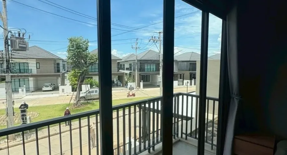 For rent 3 bedrooms house in Mueang Khon Kaen, Khon Kaen