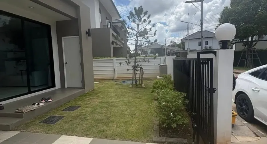 For rent 3 bedrooms house in Mueang Khon Kaen, Khon Kaen
