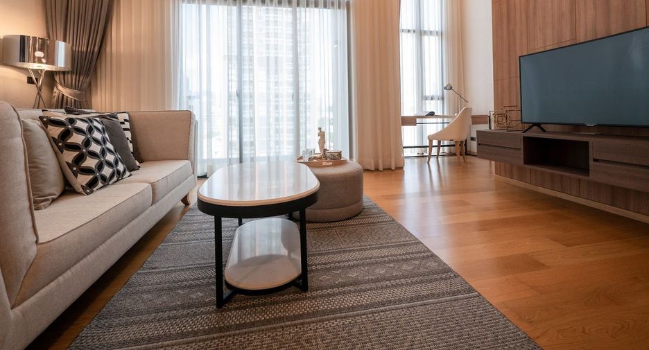 For rent 1 bed condo in Watthana, Bangkok