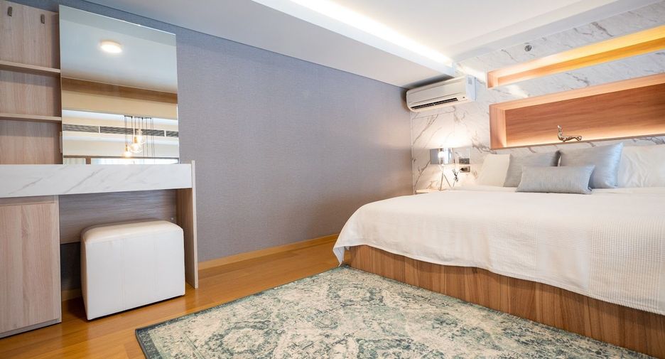 For rent 1 bed condo in Watthana, Bangkok
