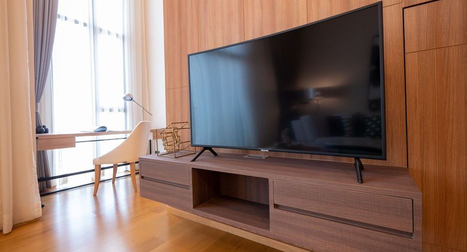 For rent 1 bed condo in Watthana, Bangkok