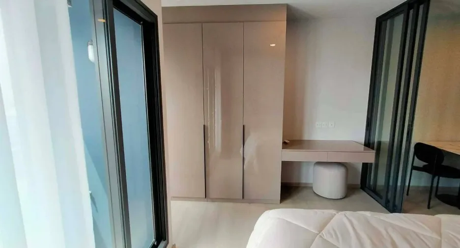 For rent studio condo in Phra Khanong, Bangkok