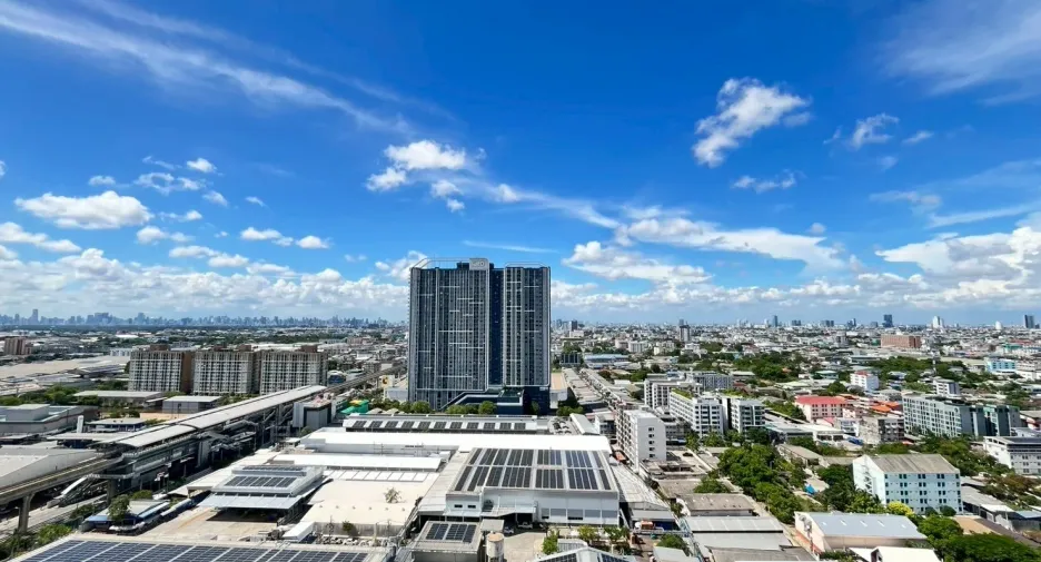 For sale 1 bed condo in Mueang Samut Prakan, Samut Prakan