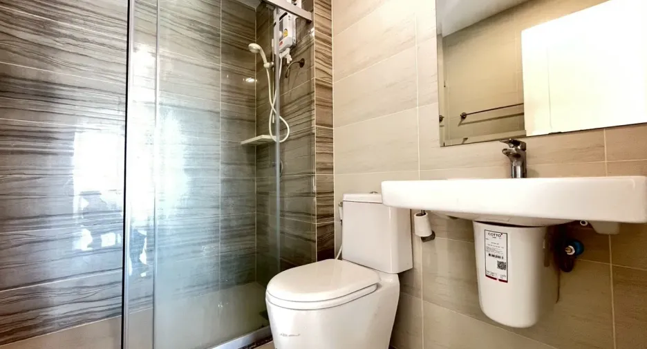 For sale 1 bed condo in Mueang Samut Prakan, Samut Prakan