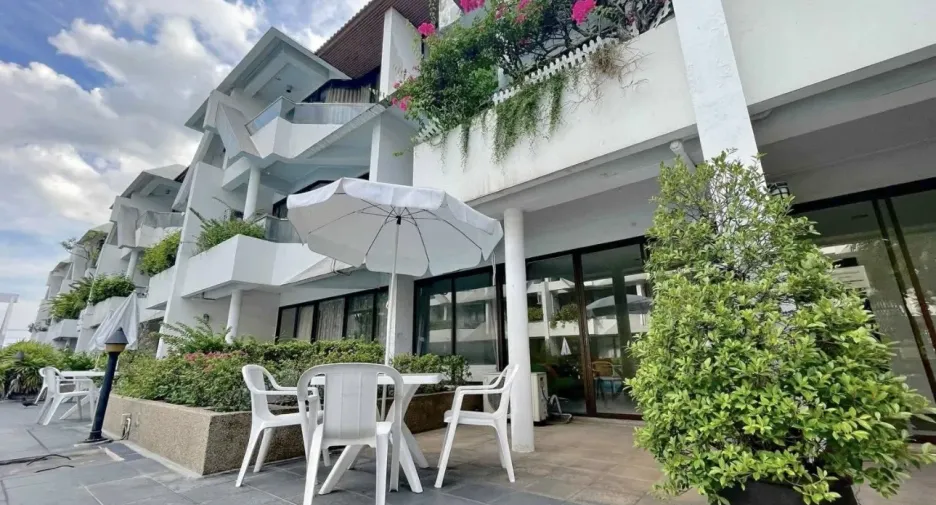 For sale 5 ベッドルーム house in Wang Thonglang, Bangkok