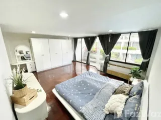 Casa en venta de 5 habitaciones en Wang Thonglang, Bangkok