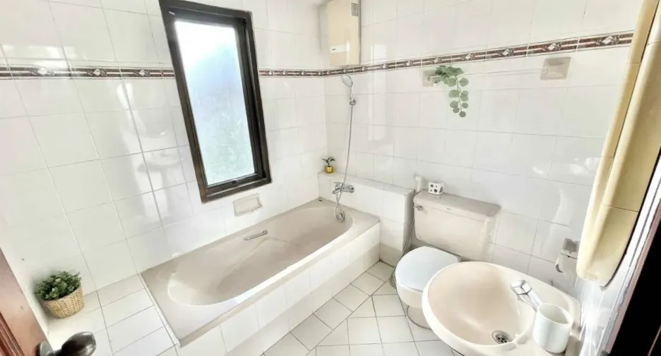 For sale 5 ベッドルーム house in Wang Thonglang, Bangkok