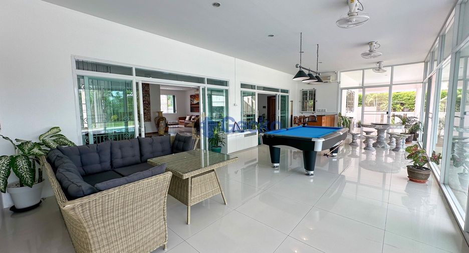 Haus zur Miete und zum Kauf mit 5 Zimmer in Bang Lamung, Chonburi