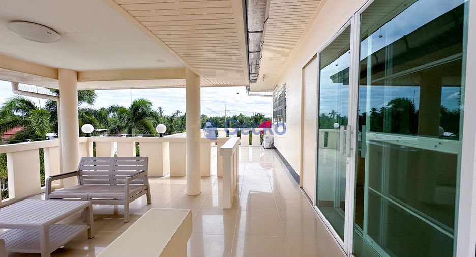 Haus zur Miete und zum Kauf mit 5 Zimmer in Bang Lamung, Chonburi