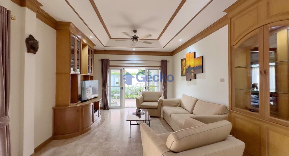 For sale 4 bedrooms house in East Pattaya, Pattaya