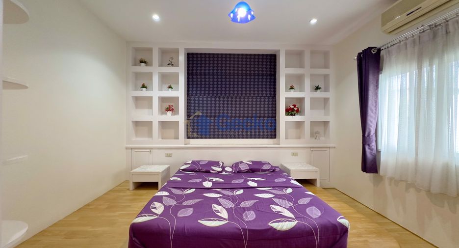 For sale 4 bedrooms house in East Pattaya, Pattaya