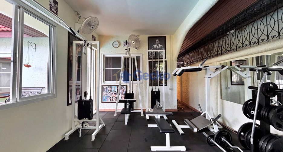 For sale 2 bedrooms house in South Pattaya, Pattaya