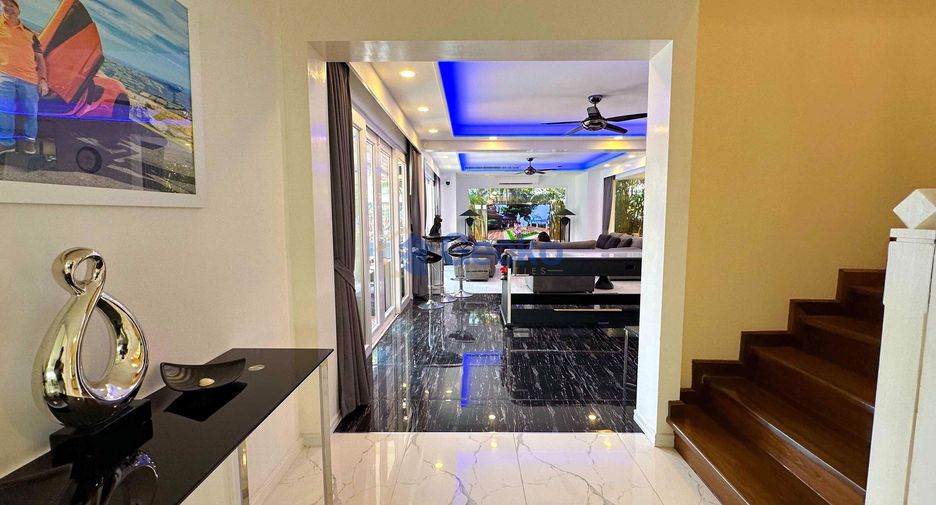 Haus zum Kauf mit 4 Zimmer in Bang Lamung, Chonburi