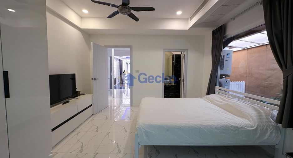 Haus zum Kauf mit 4 Zimmer in Bang Lamung, Chonburi