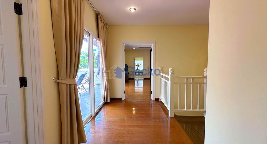 Haus zum Kauf mit 4 Zimmer in Bang Lamung, Chonburi