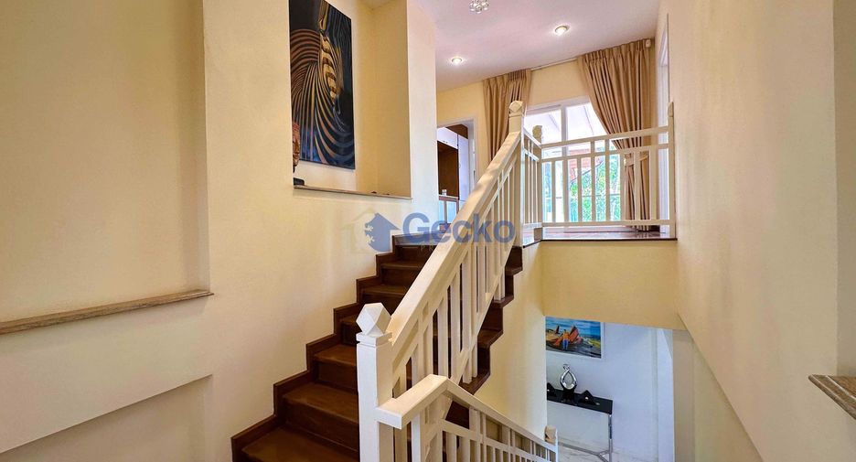Haus zum Kauf mit 4 Zimmer in Bang Lamung, Chonburi