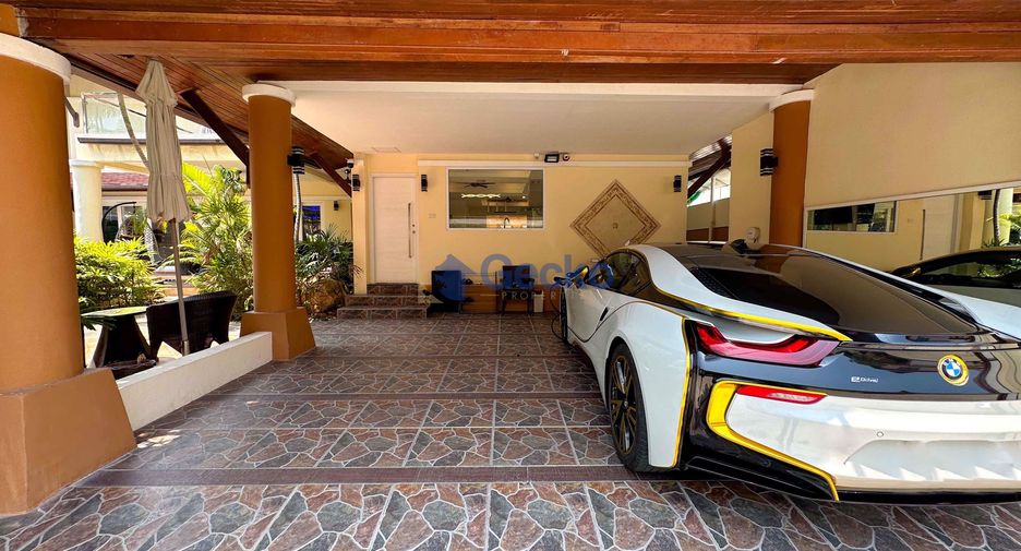 Haus zum Kauf mit 4 Zimmer in Bang Lamung, Chonburi