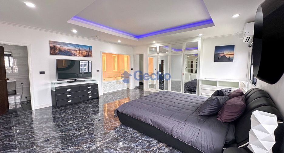 For sale 4 ベッドルーム condo in Pratumnak, Pattaya