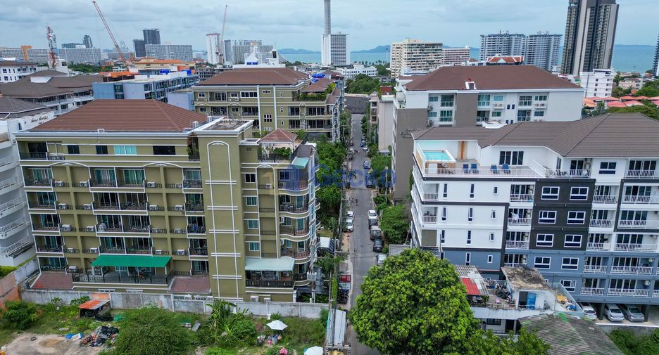 For sale 4 ベッドルーム condo in Pratumnak, Pattaya