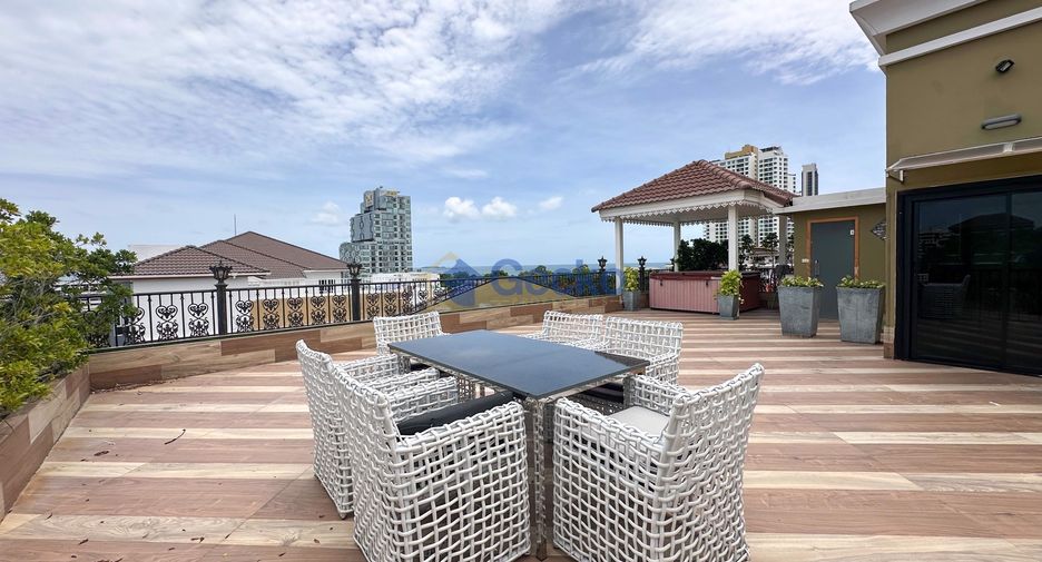 For sale 4 ベッドルーム condo in Pratumnak, Pattaya