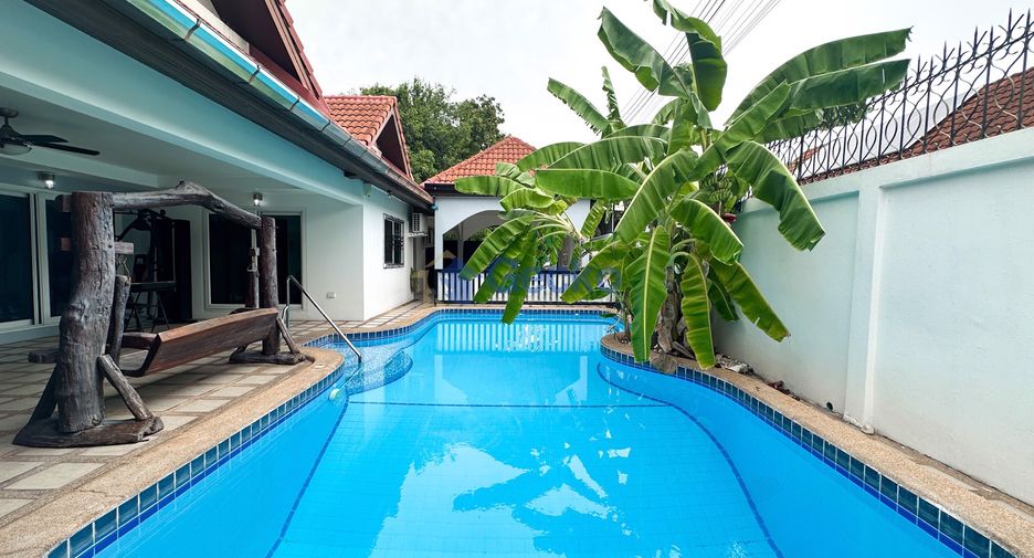 For sale 4 bedrooms house in Bang Lamung, Chonburi