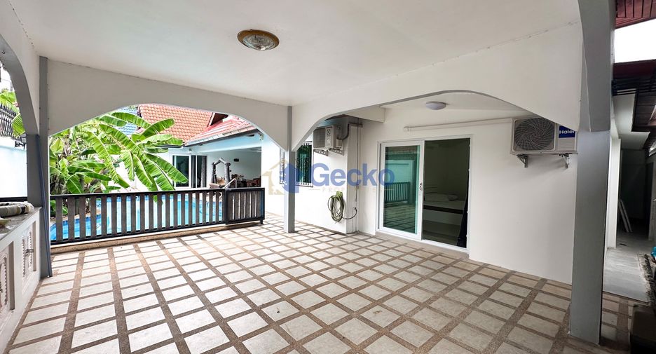 For sale 4 bedrooms house in Bang Lamung, Chonburi