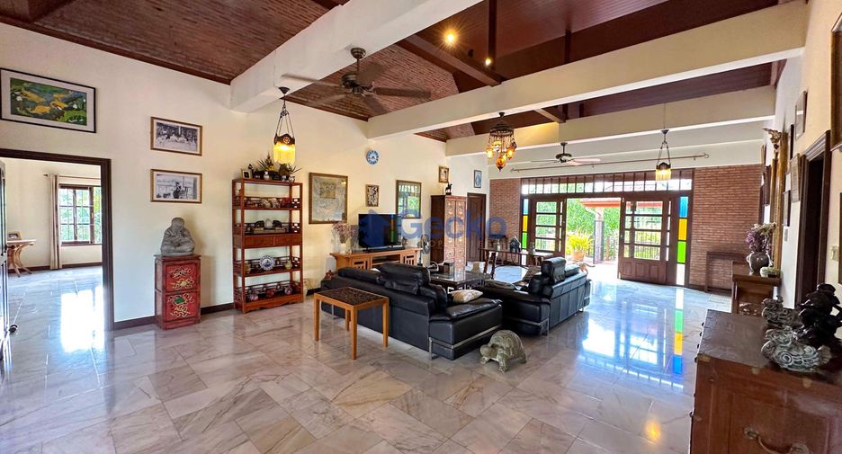 Haus zum Kauf mit 3 Zimmer in Huay Yai, Pattaya