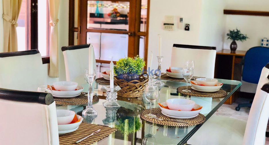 For rent 3 bedrooms house in East Pattaya, Pattaya