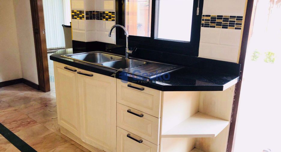 For rent 3 bedrooms house in East Pattaya, Pattaya
