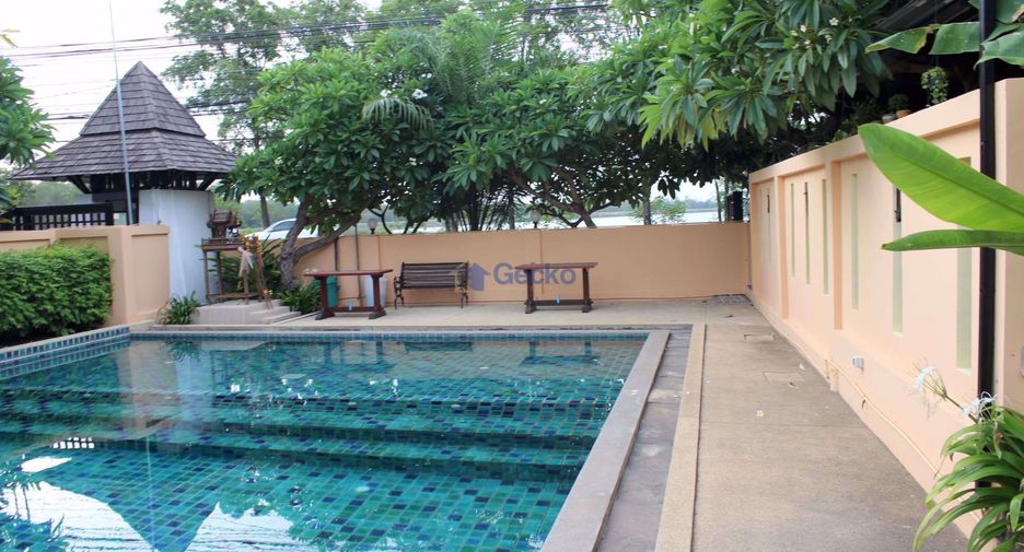 For rent 3 bedrooms house in East Pattaya, Pattaya