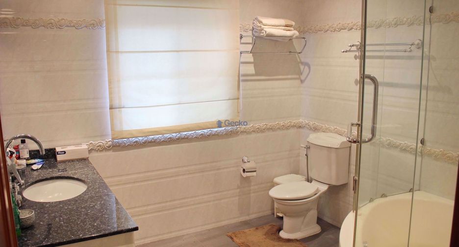 For sale 4 ベッドルーム house in East Pattaya, Pattaya