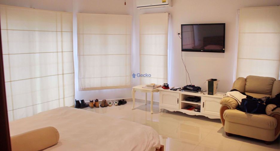 For sale 4 ベッドルーム house in East Pattaya, Pattaya