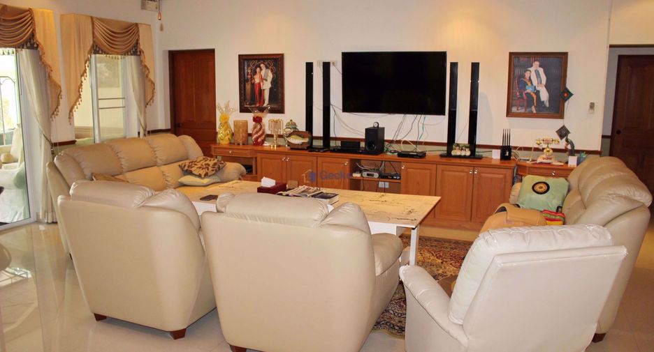 For sale 4 ベッドルーム house in East Pattaya, Pattaya