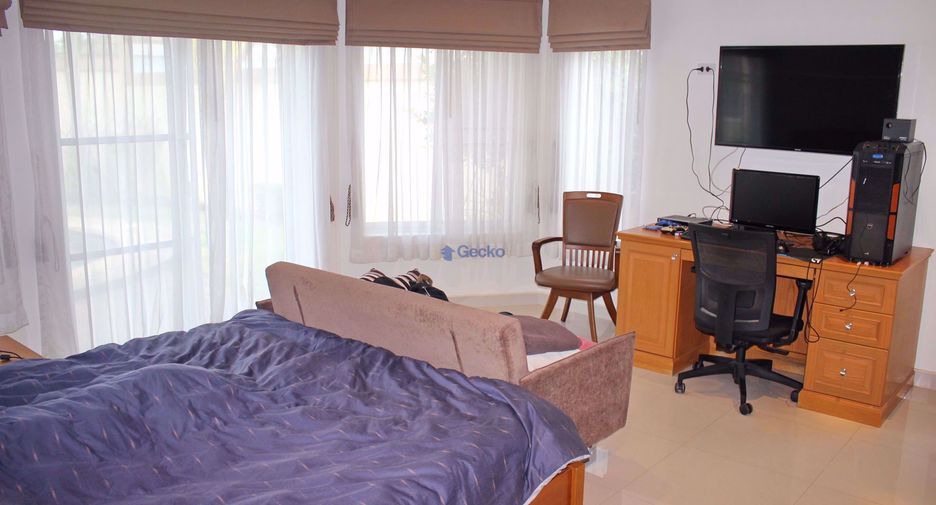For sale 4 ベッドルーム house in East Pattaya, Pattaya
