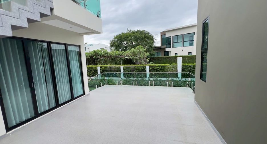 For sale そして for rent 4 ベッドルーム villa in Bang Saray, Pattaya