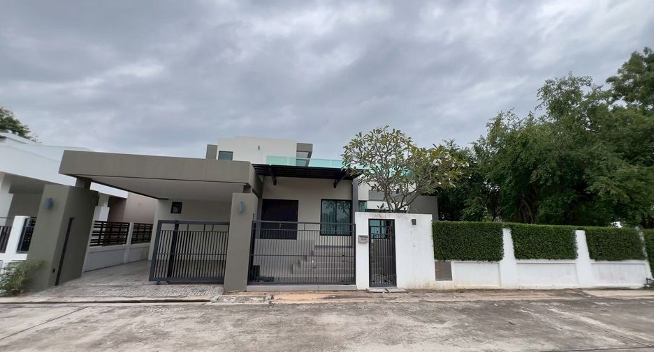 For sale そして for rent 4 ベッドルーム villa in Bang Saray, Pattaya