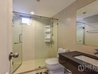 出租 2 卧室 公寓 在 Huai Khwang, 曼谷