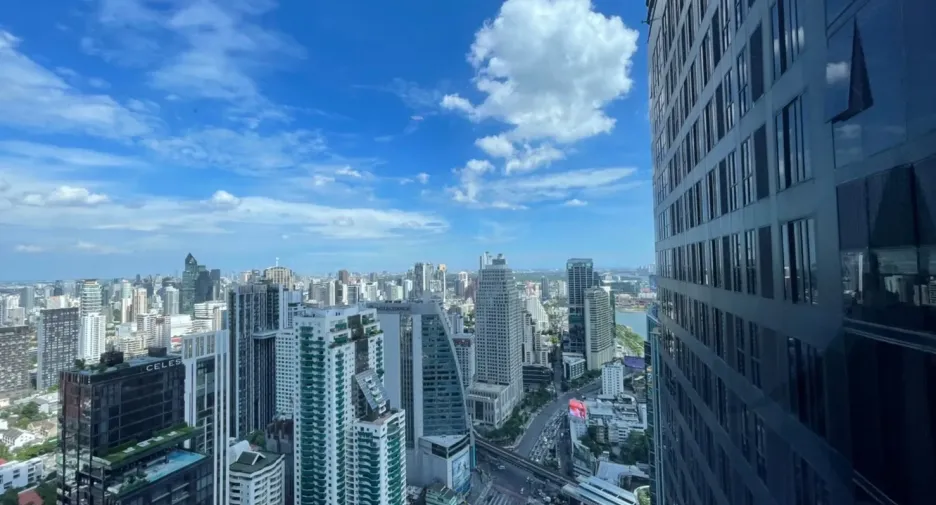 Condo en alquiler de 1 habitaciones en Khlong Toei, Bangkok