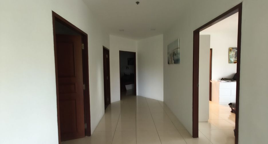 For sale 3 bedrooms condo in Pratumnak, Pattaya