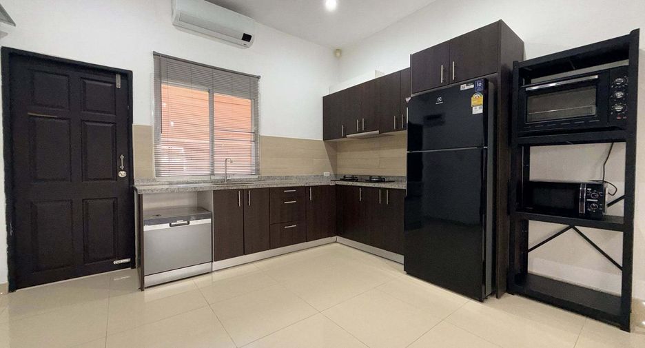 À vendre 3 chambres villa à Huay Yai, Pattaya