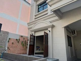 Reihenhaus zur Miete mit 4 Zimmer in Suan Luang, Bangkok