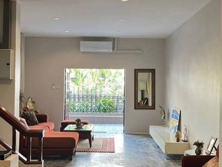 Reihenhaus zur Miete mit 4 Zimmer in Suan Luang, Bangkok