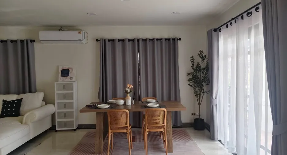 For rent 3 bedrooms house in San Kamphaeng, Chiang Mai