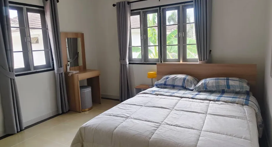 For rent 3 bedrooms house in San Kamphaeng, Chiang Mai