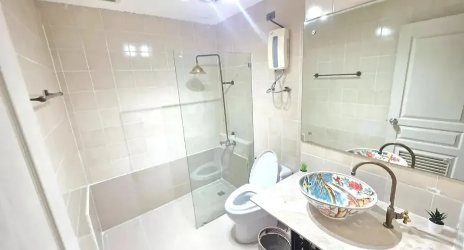 Wohnung zur Miete mit 1 Zimmer in Khlong Toei, Bangkok