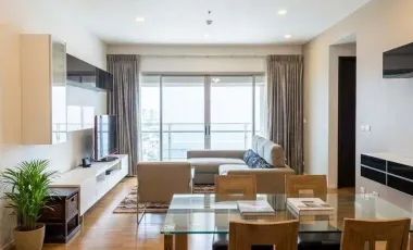 For rent 3 bedrooms condo in Khlong Toei, Bangkok